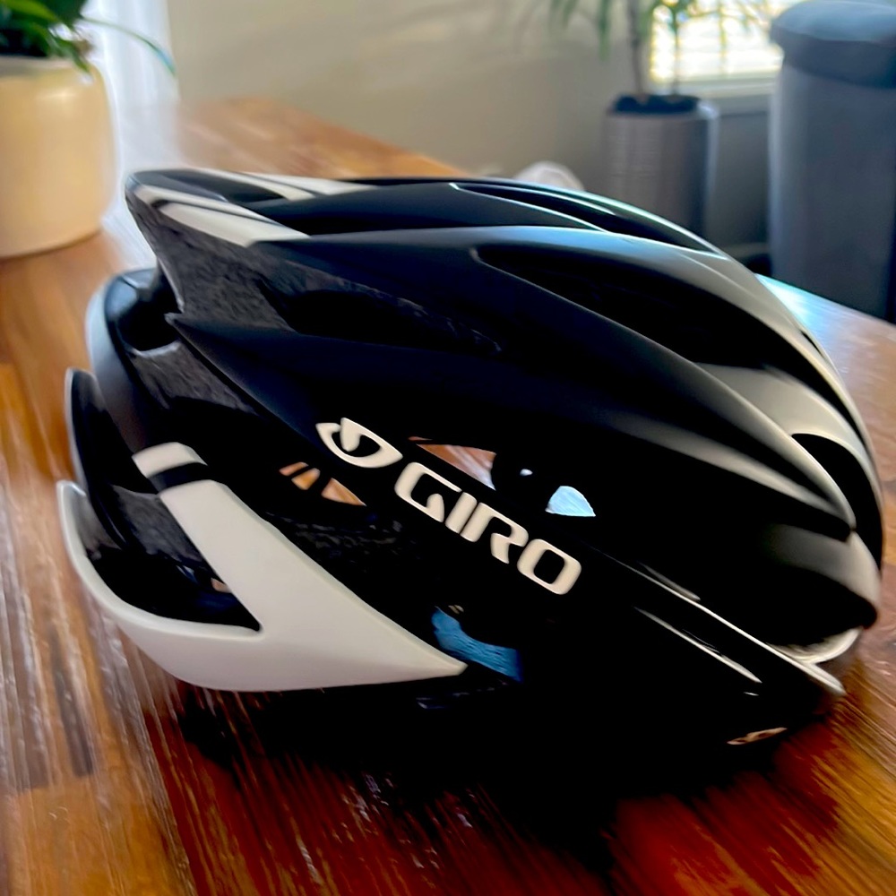 Giro Savant Road Bike Helmet Like New Not A Scratch Never Been In A Crash